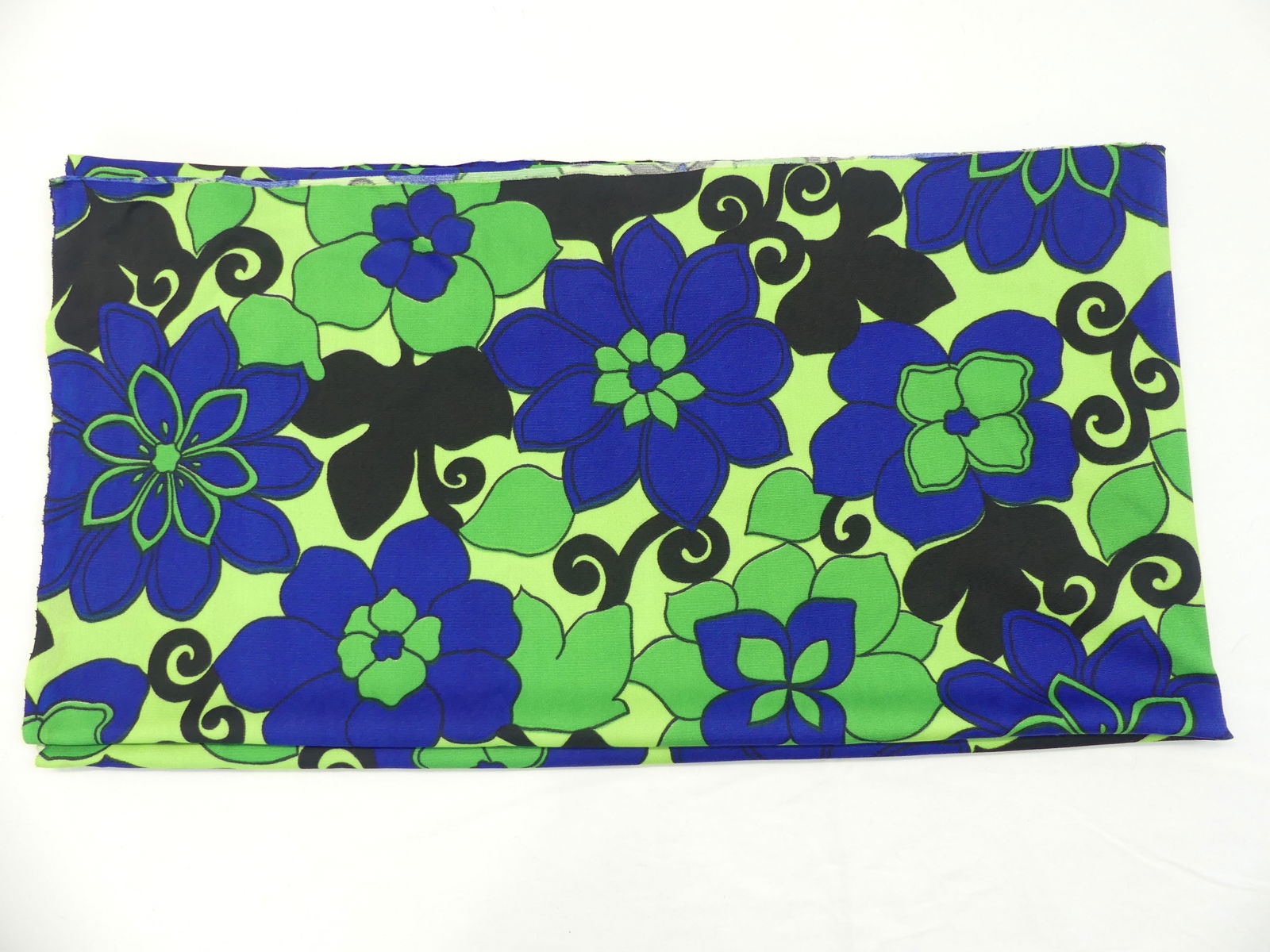 Vintage 1960/70's Blue, Black & Green Floral Fabric: approx. 54 x 54, see photo's