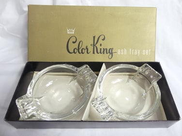 Vintage "Color Tray" Ash Tray Set in Original Box