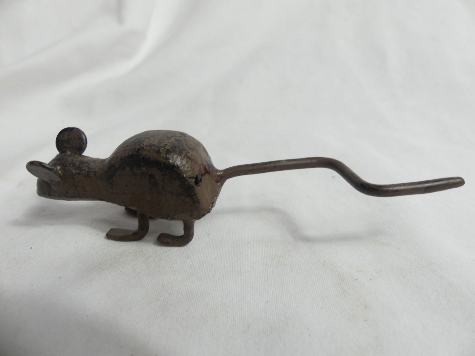 Vintage Tiny Cast Iron Mouse (1 of 4)
