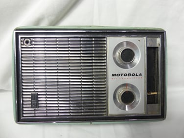 Vintage Motorola Portable Transistor Radio in Green Leather Case