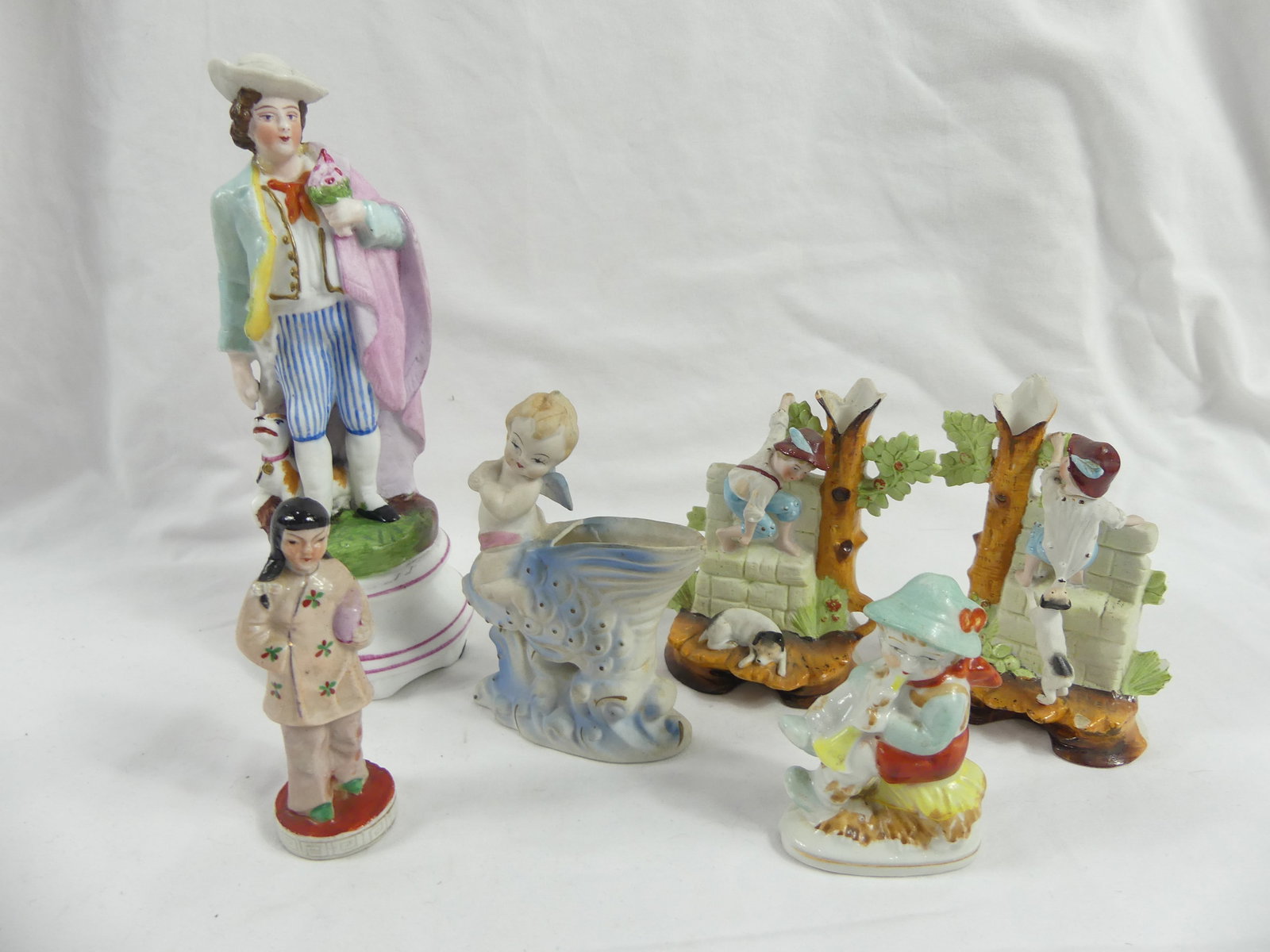 Lot of 6 Vintage/Antique Bisque & Porcelain Figurines, Some Occupied Japan: see photo's