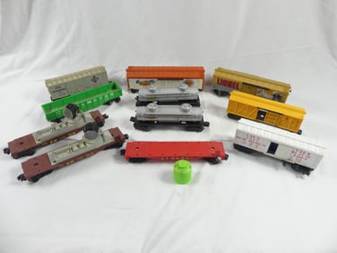 Lot of 11 Vintage Train Cars