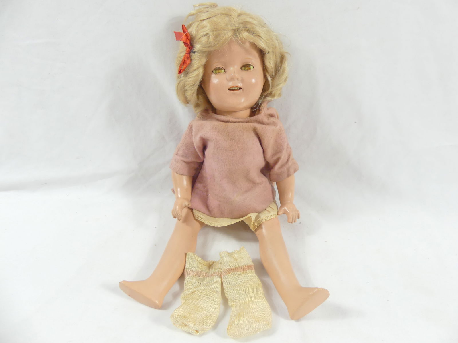 Vintage 1930's Shirley Temple Composition Doll (1 of 10)