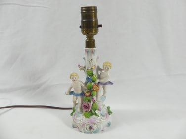 Vintage L & R Germany Porcelain Figural Boudoir Lamp