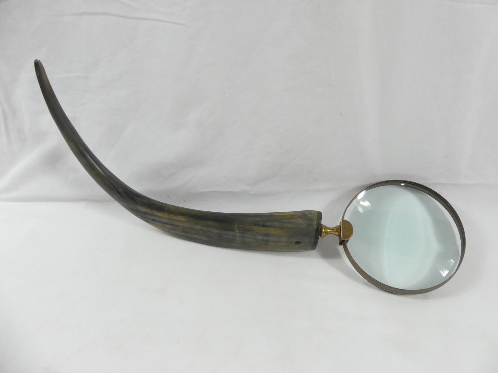 Unusual Extra Large Antique Horn Magnifying Glass: approx. 21 inches long, 6 inch glass, see photo's