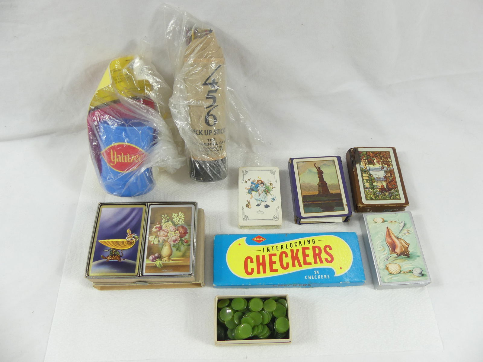 Lot of Vintage Games & Decks of Cards (1 of 8)