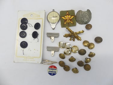Lot of Vintage & Antique Military Buttons & Boy Scout Items