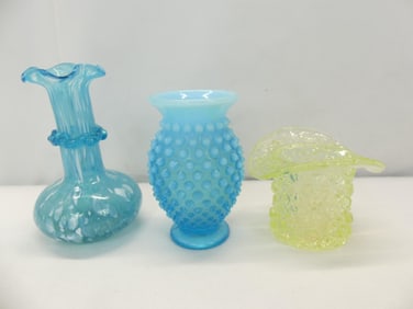 Lot of 3 Vintage Art Glass, 2 Vases & Hat