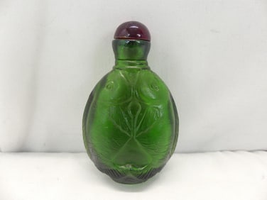 Antique Chinese Green Snuff Bottle with Double Koa Fish