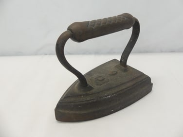 Antique Cast Iron Sad Iron # 6