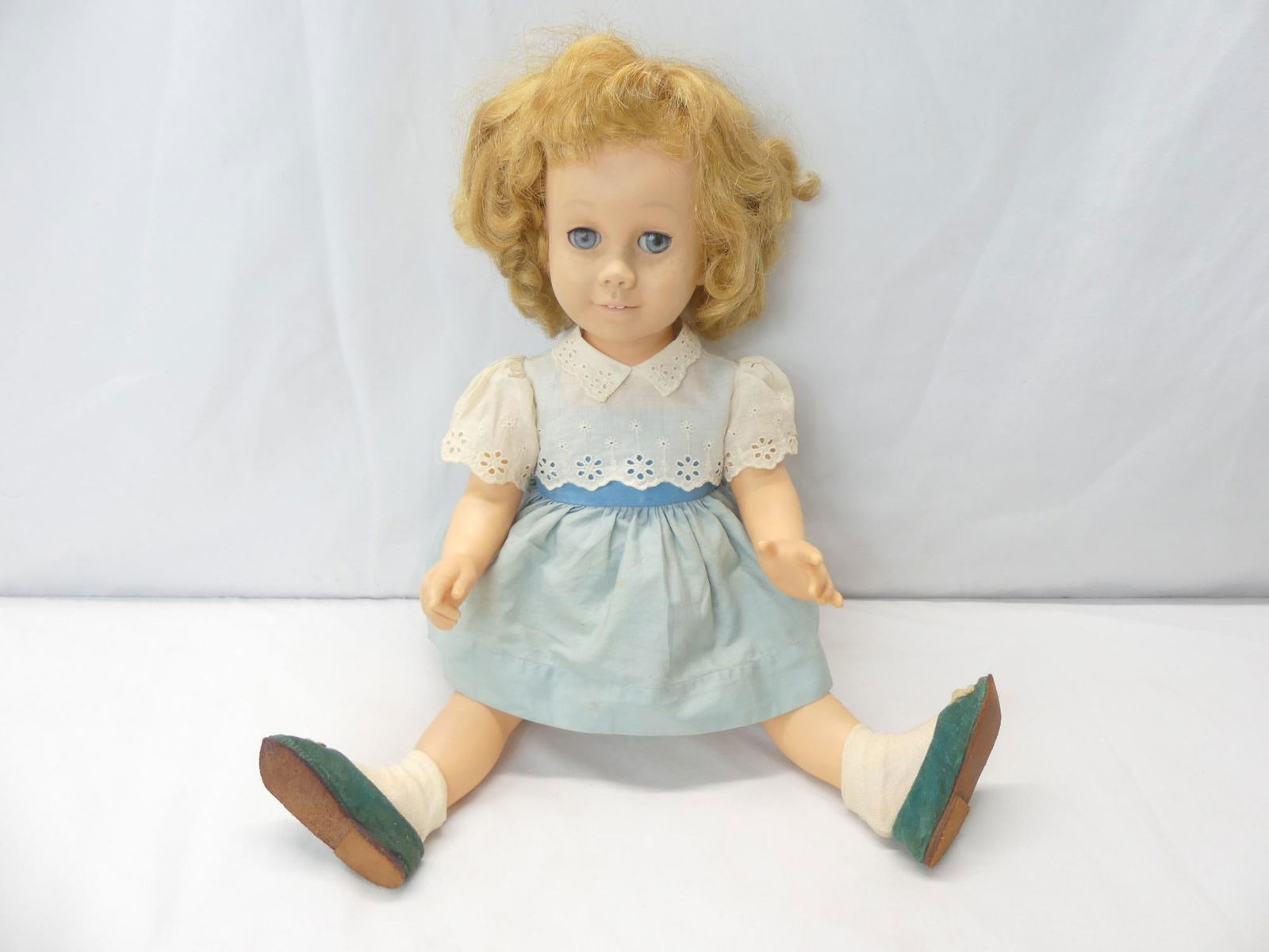 Vintage Mattel Chatty Cathy Doll (1 of 12)