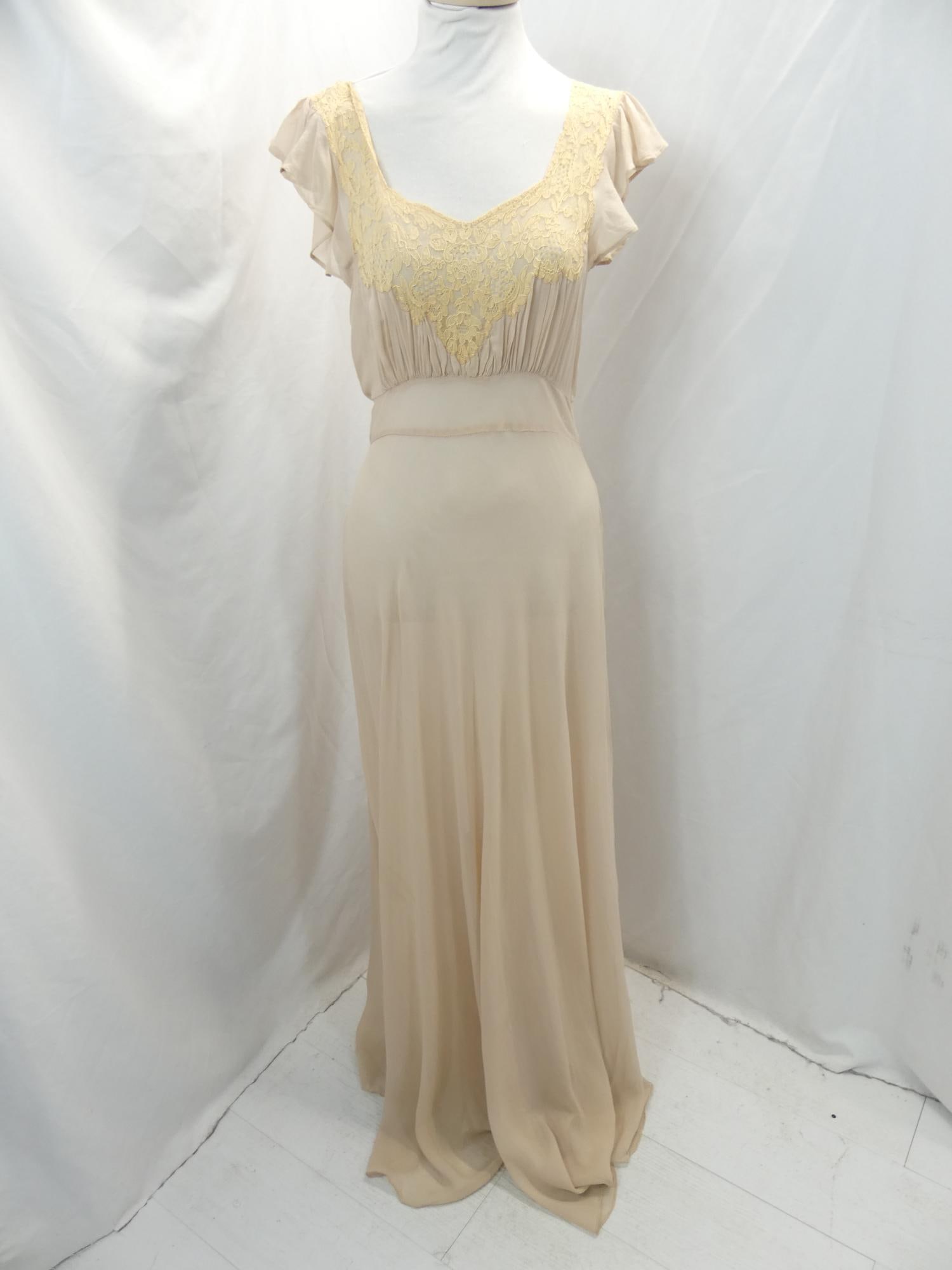 Vintage 1930's Sheer Blush Silk & Lace Negligee: approx. 34 bust, 26 waist, good condition, see photo's