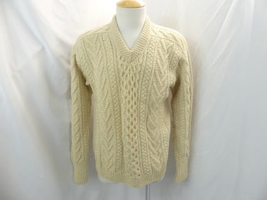 Vintage Saks Fifth Avenue Wool Cable Knit Sweater