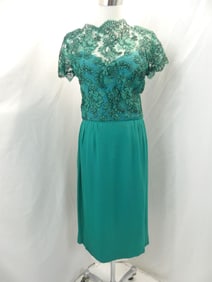 Vintage 1960's Lee Claire Green Silk & Lace Dress