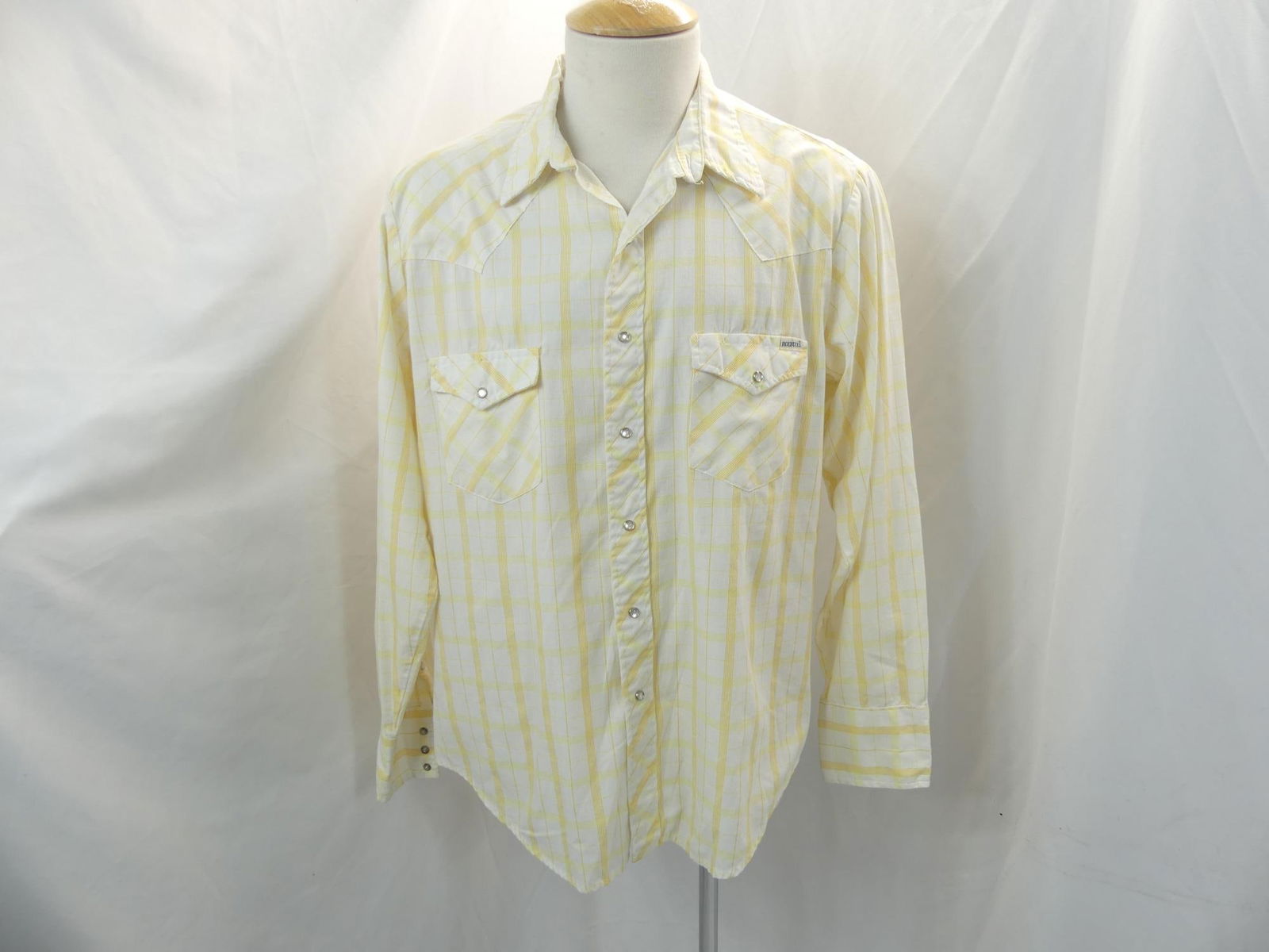 Vintage 1970's Roebucks Men's Western Style Shirt (1 of 6)