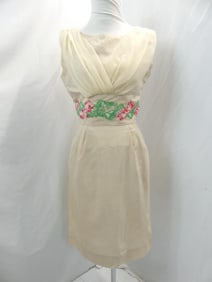 Vintage 1960's Beige Linin & Floral Lace Wiggle Dress