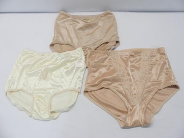 Lot of 3 Pair Vintage Panties, Fashions by Teri, Vassarette & Just 4 U