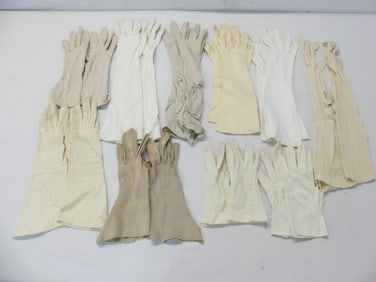 Lot of 10 pair Vintage Cloth Gloves