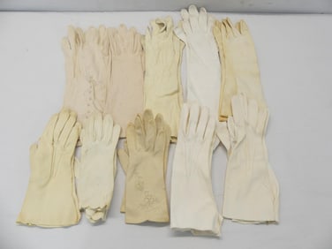 Lot of 10 Pair Vintage Cloth Gloves