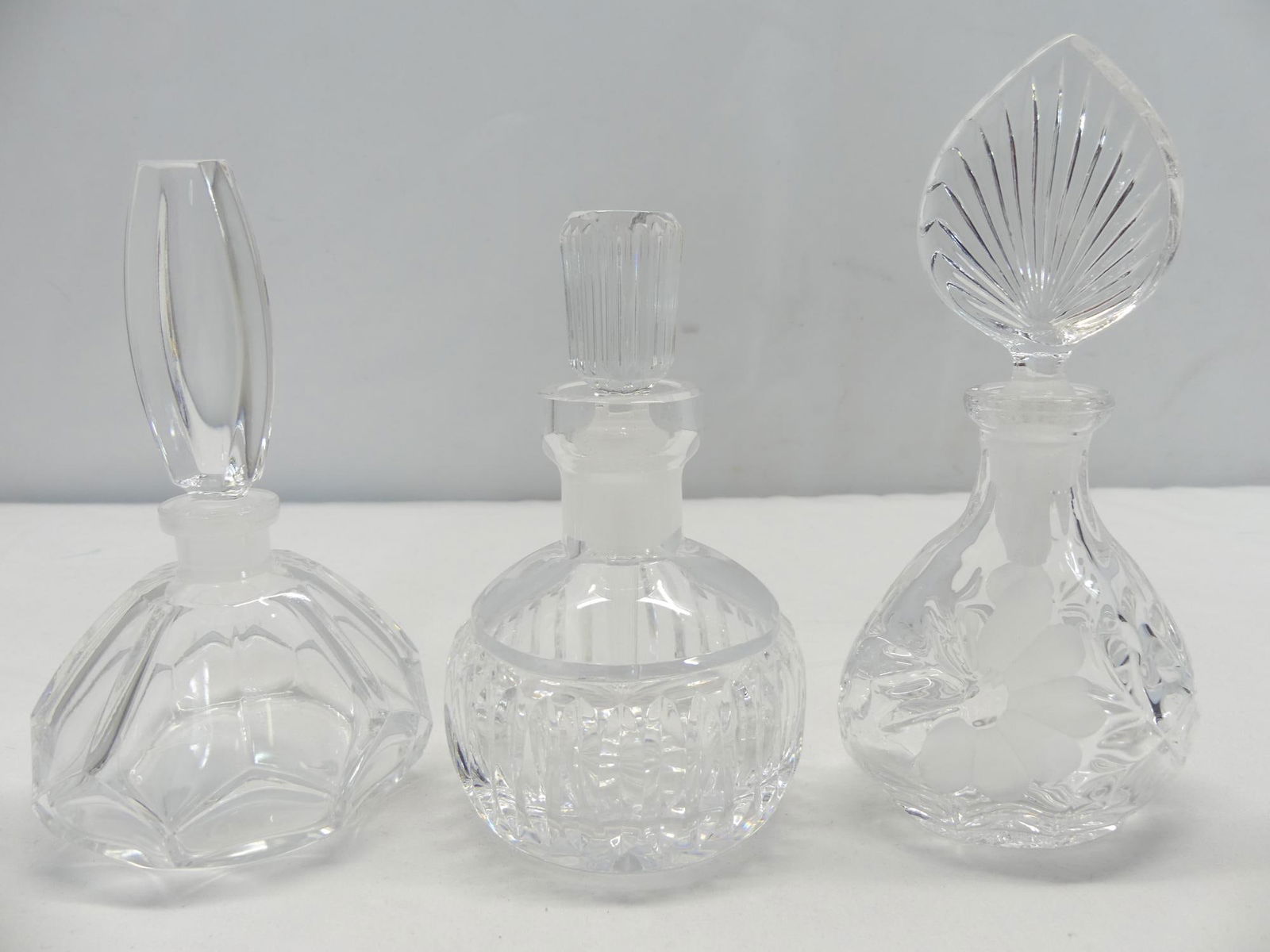 Lot of 3 Vintage Pressed Glass Perfume Bottles (1 of 9)