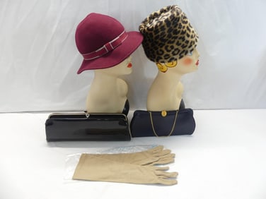 Lot of Vintage Hats, Purse's & Pair of Gloves