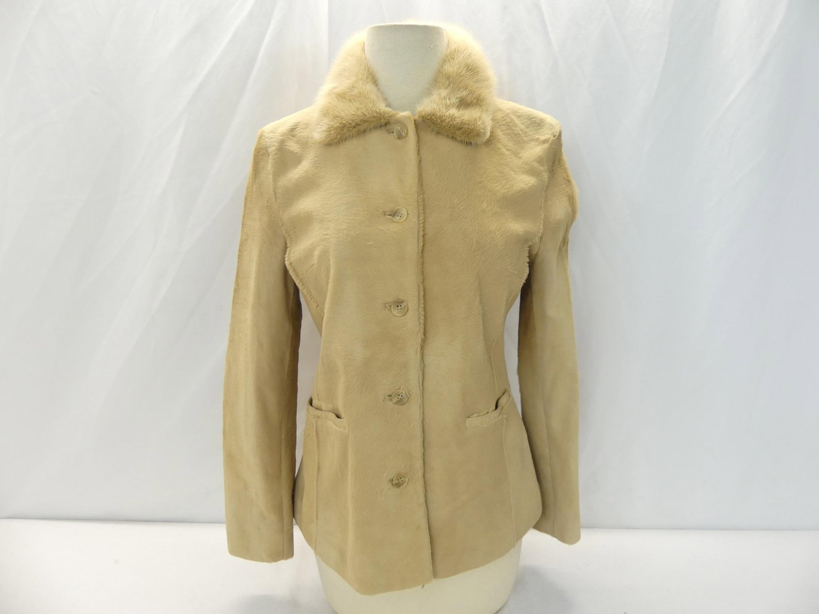 Vintage Designer Son Jungwan, Runway Fur Coat: approx. 36 bust, 32 waist, good condition, see photo's