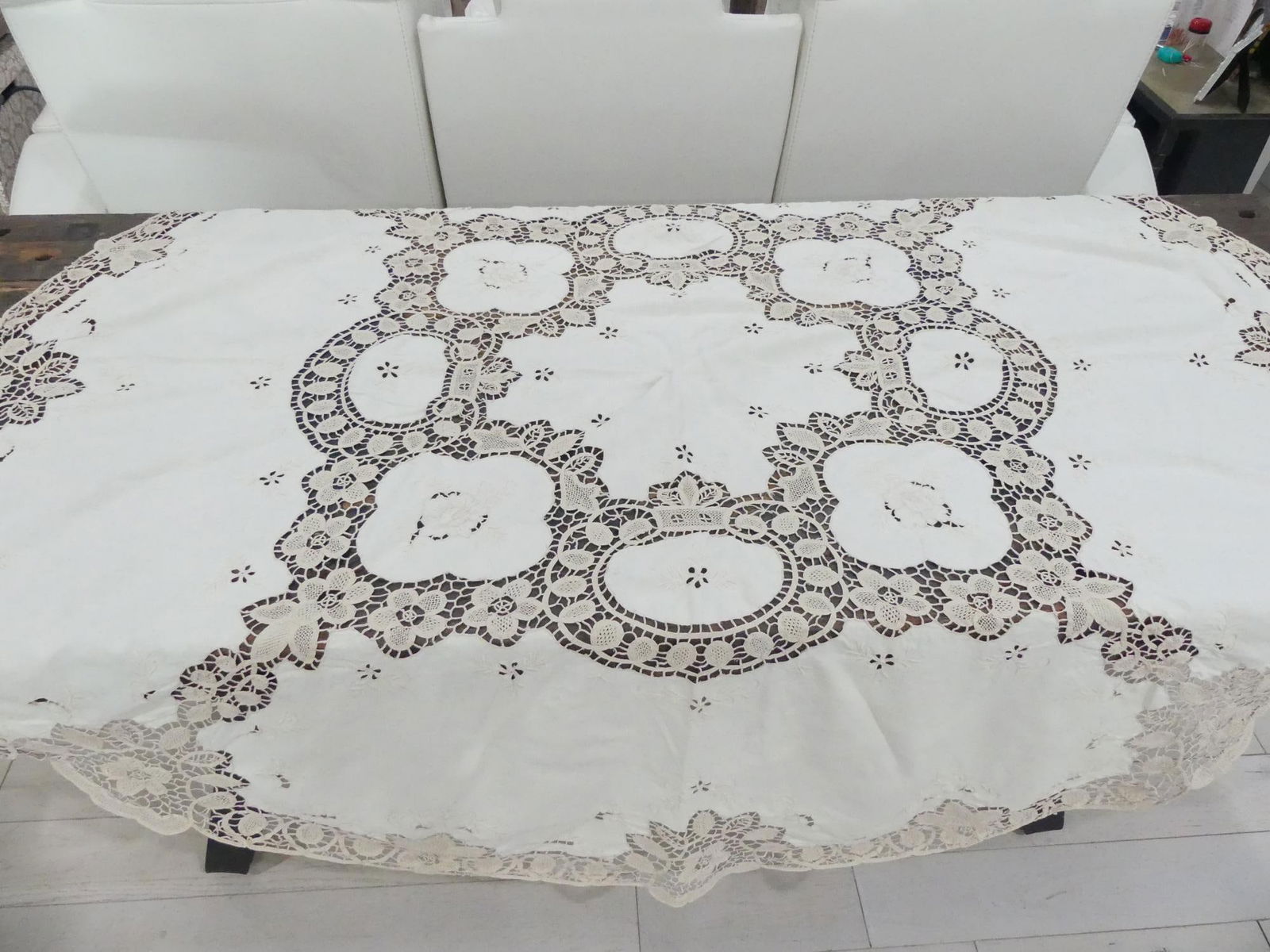 Vintage Table Lace & Embroidered Round Tablecloth (1 of 4)