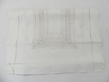 Vintage Embroidered & Pulled Thread Table Runner