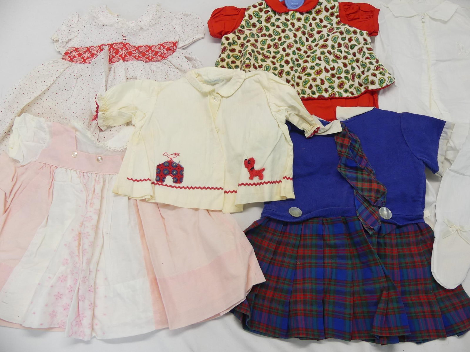 Lot of 6 Vintage 1950/60's Little Girls Dresses & Childs Coat Hanger: good condition, see photo's