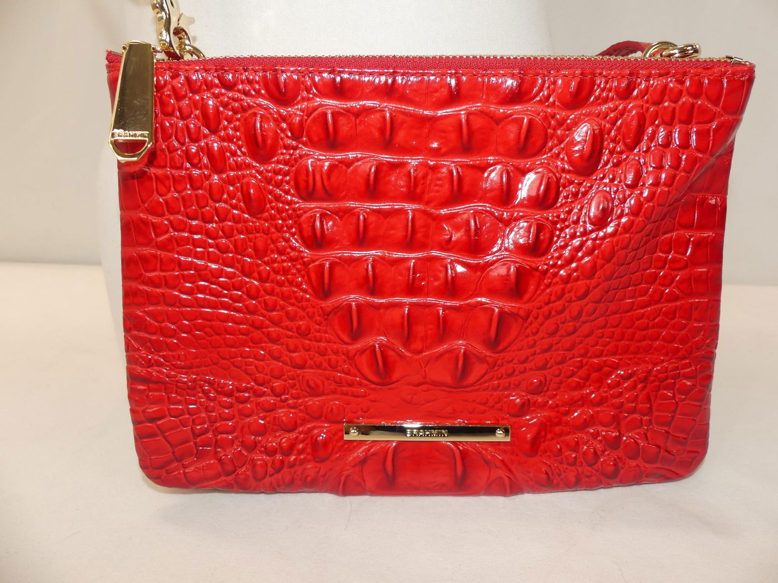 Vintage Brahmin Red Faux Gator Leather Cross Body Bag (1 of 10)