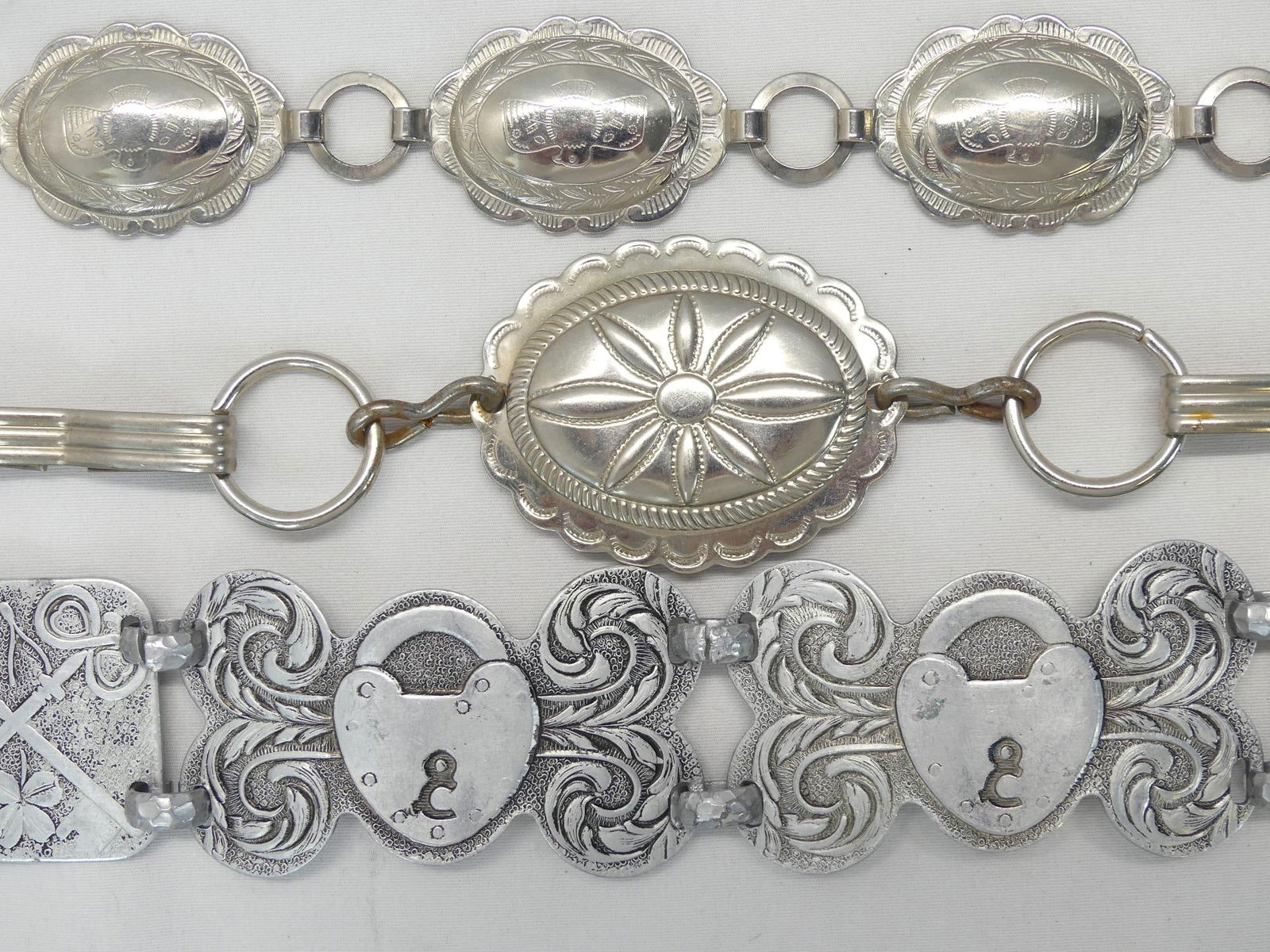 Lot of 3 Vintage Ladies Silver Tone Metal Belts: good condition, see photo's