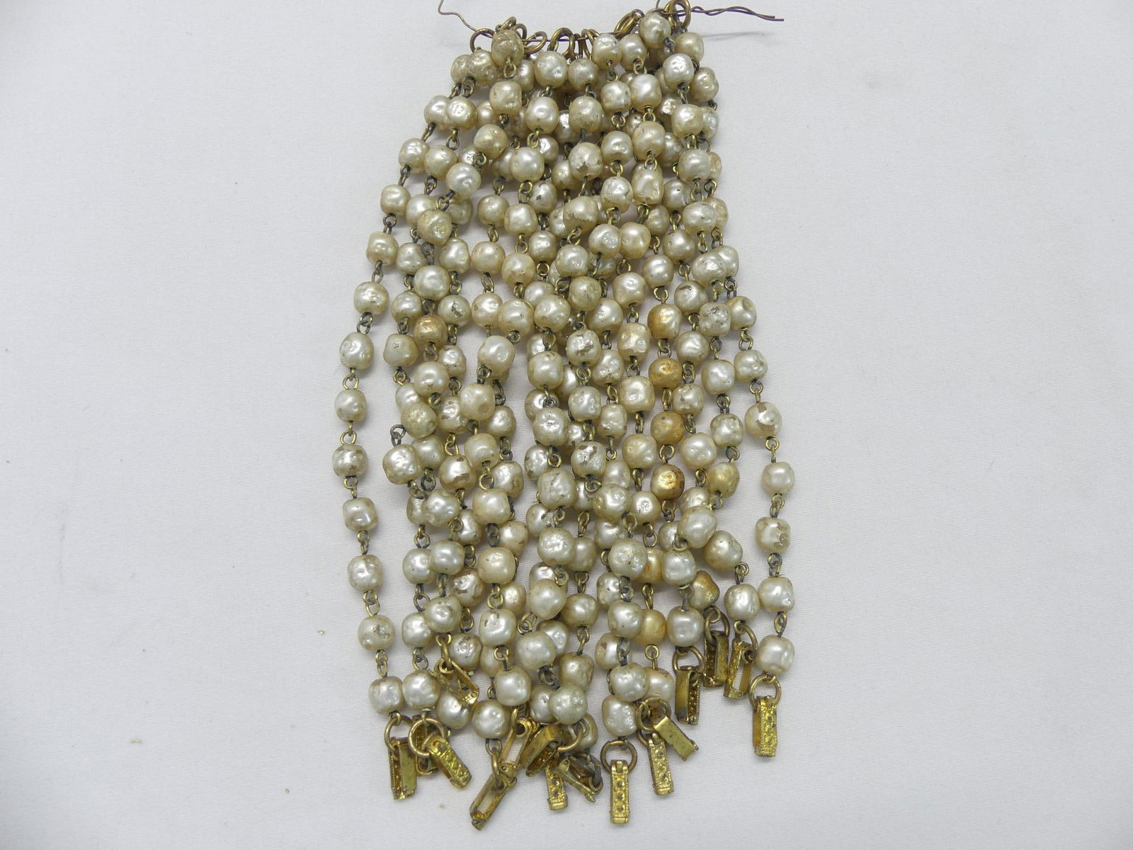 Lot of 16 Vintage Pearl Beaded Jewelry Pieces: approx. 7 inches each, see photo's