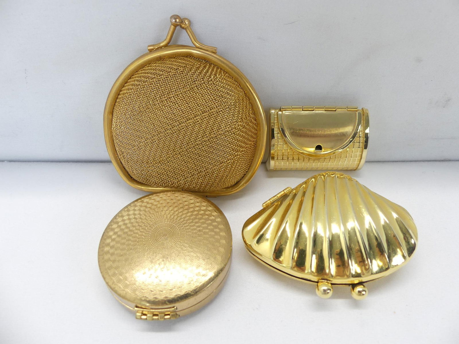 Lot of 4 Vintage Gold Tone Miniature Change Purses (1 of 10)