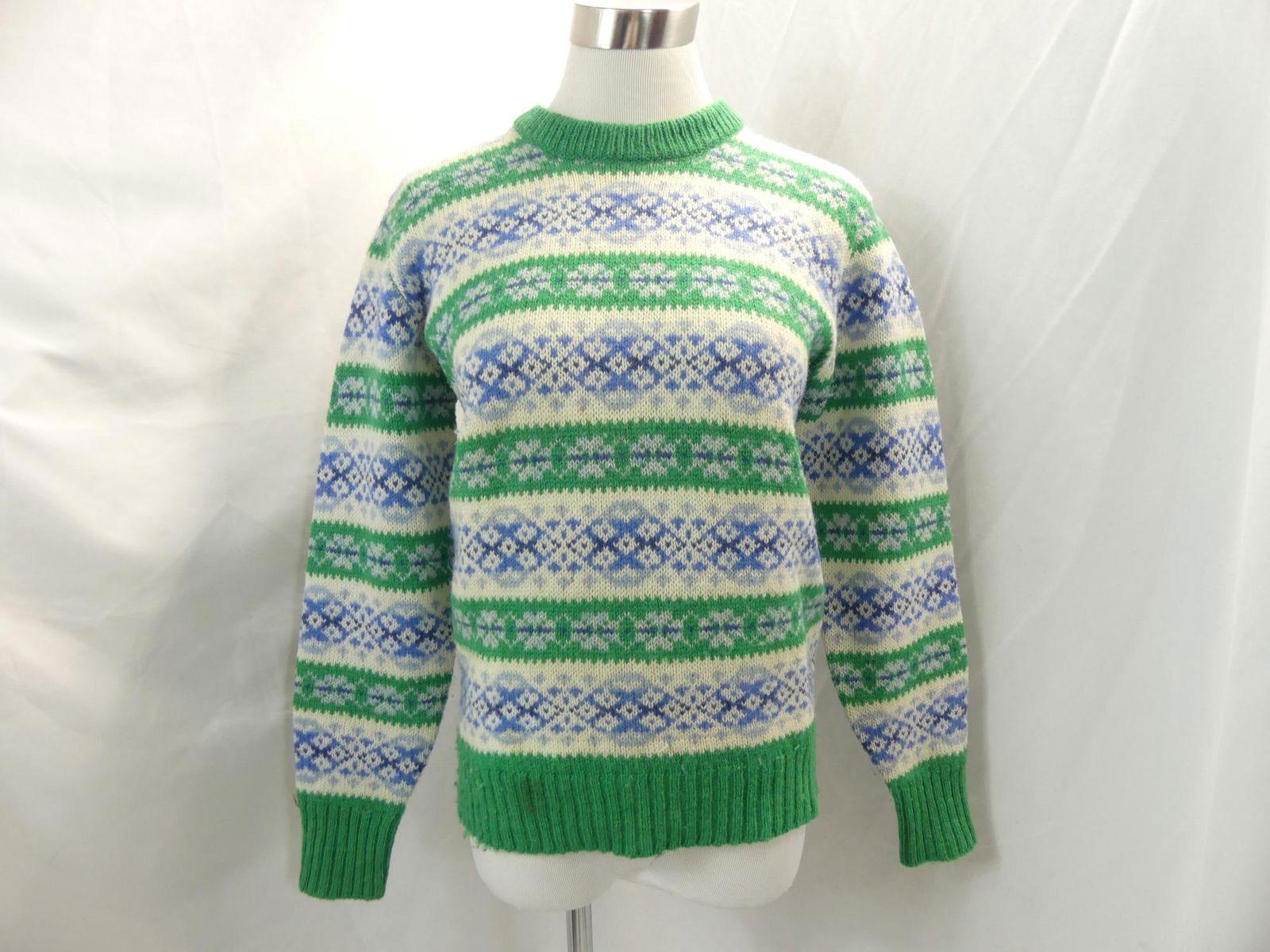 Vintage 1970's Deans of Scotland Green, Blue & White Pull Over Sweater: size 40, some pilling, spot at bottom edge, see photo's
