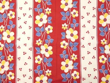 Vintage 1930's Kitchen Printed Floral Fabric, 31 x 64