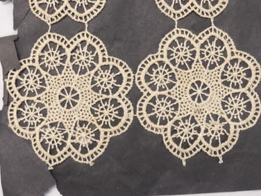 Lot of 19 Round Hand Made Lace Pieces for Tablecloth or Doilies