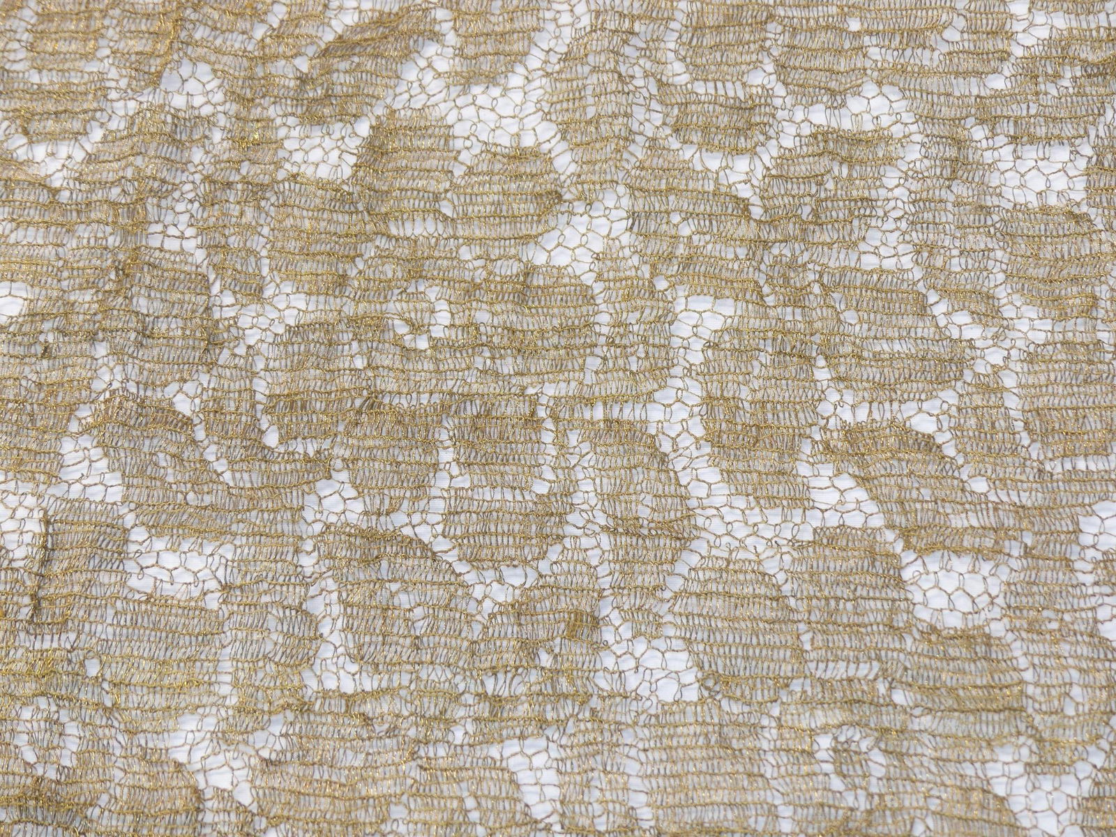 Vintage 1920's Gold Lame' Lace, 30 x 42: good condition, see photo's