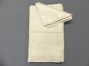 Vintage Old Store Stock Linen Damask Tablecloth & 6 Napkins Set