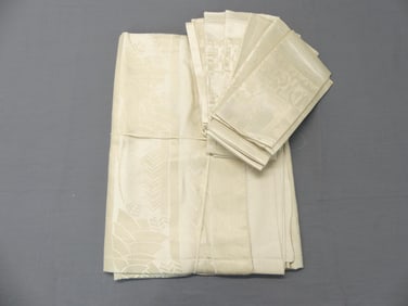 Vintage Old Store Stock Linen Damask Tablecloth & Napkin Set
