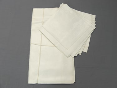 Vintage Old Store Stock Linen Damask Tablecloth with Napkins