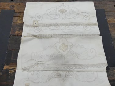Lot of 2 Pair Vintage Old Store Stock Mixed Lace & Eyelet Pillowcases