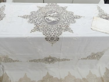 Beautiful Antique Linen Bedspread with Figural Lace & Embroidery