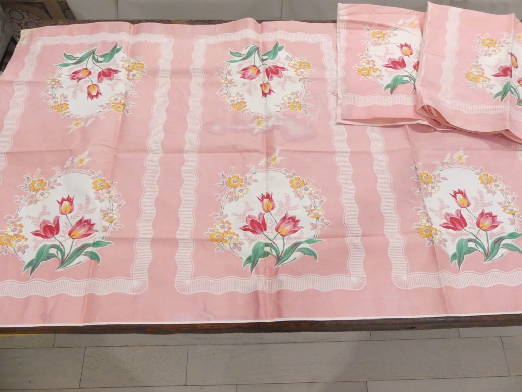 Vintage Cotton/Linen Pink Floral Towel Fabric, Makes 7 Towels: see photo's