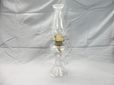 Antique Clear Glass Oil Lamp with Chimney
