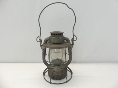 Antique Deitz Vesta N.Y.N. H&H Railroad Lantern