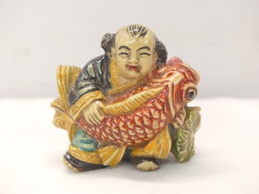 Vintage Hand Painted Carved Chinese Snuff Bottle Boy & Fish