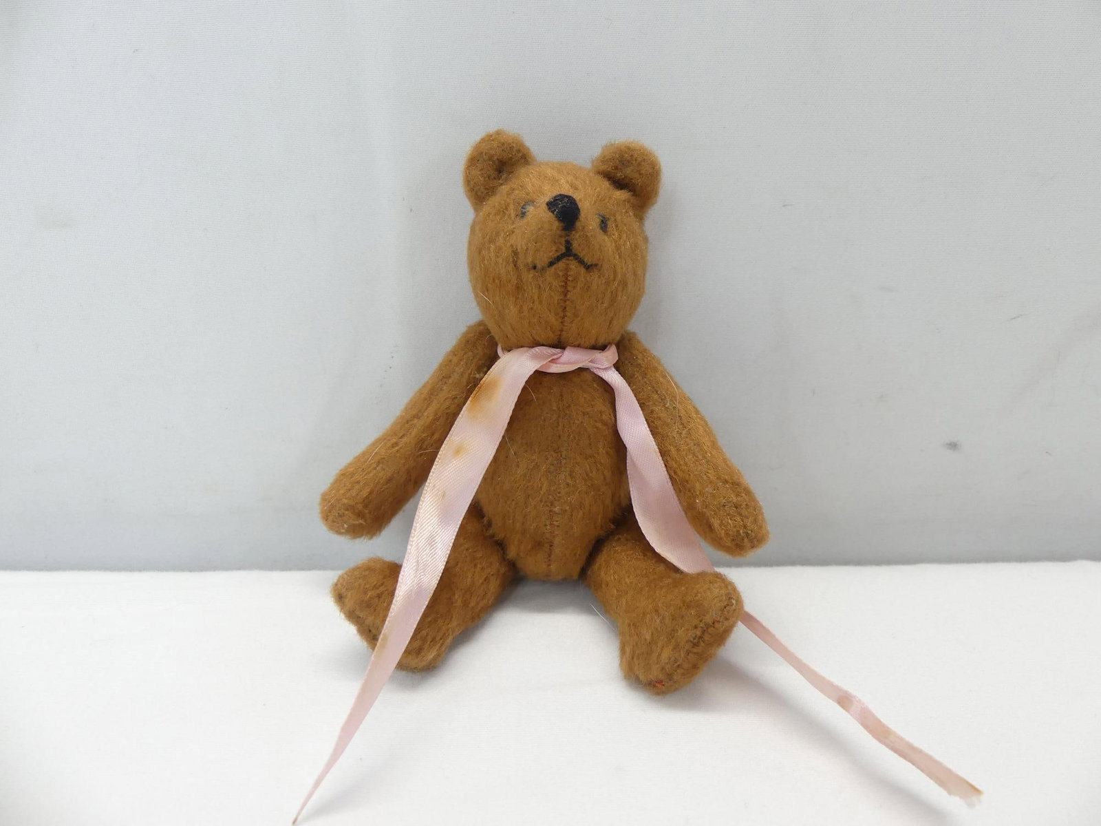 Vintage 5 Inch Miniature Jointed Teddy Bear: see photo's