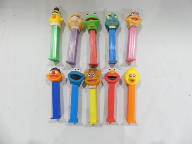 Lot of 10 Vintage Sesame Street Pez Despensers