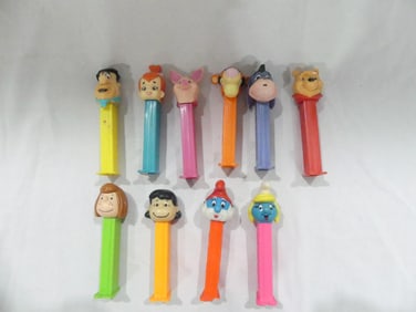 Lot of 10 Vintage Cartoon Pez Despensers