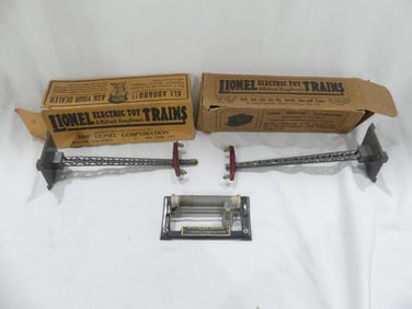 Vintage Lionel Train Electrical Towers & #88 Battery Rheostat